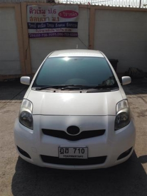 ขาย ToyaTa Yaris ปี2010 สีขาว เกียร MT