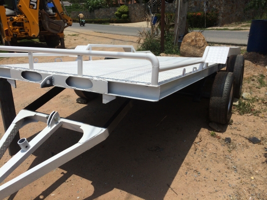 ขาย รถพ่วง 3.00m pc-30 ,4.00m.ลากรถยนต์ได้.  และบุ้งกี่เล็ก 25cm.