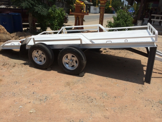 ขาย รถพ่วง 3.00m pc-30 ,4.00m.ลากรถยนต์ได้.  และบุ้งกี่เล็ก 25cm.