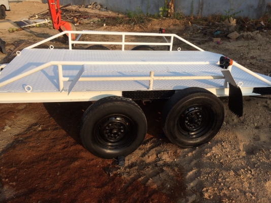 ขาย รถพ่วง 3.00m pc-30 ,4.00m.ลากรถยนต์ได้.  และบุ้งกี่เล็ก 25cm.