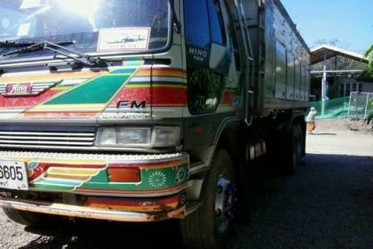 **1,400,000 บ.ต่อรอง**ขาย10ล้อ2เพลาดั้ม HINO FM3M NLD วางเครื่อง PO9 320HP (ลงเล่ม) เกียร์อีตั้นไดรฟ์ 13เกียร์ สโลวเดิม ช่วงล่างเดิมคัสซีสวยไม่มีบวม ไม่ปะไม่ดาม กระบะดั้มเนียม12ตัน ส.สุชัย สุพรรณ สภาพดี พื้นดีข้างดีไม่ผุ หัวเก๋งเดิม บาง สีมีลอก ภายในสวยคอ **1,400,000 บ.ต่อรอง**ขาย10ล้อ2เพลาดั้ม HINO FM3M NLD วางเครื่อง PO9 320HP (ลงเล่ม) เกียร์อีตั้นไดรฟ์ 13เกียร์ สโลวเดิม ช่วงล่างเดิมคัสซีสวยไม่มีบวม ไม่ปะไม่ดาม กระบะดั้มเนียม12ตัน ส.สุชัย สุพรรณ สภาพดี พื้นดีข้างดีไม่ผุ หัวเก๋งเดิม บาง สีมีลอก ภายในสวยคอ