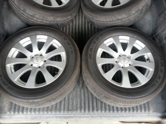 แยกขายครับแม็ก 7000 บาท  ยาง8000 บาท ขายแม็กแคปติวาป้ายแดงพร้อมยางใหม่4เส้นราคาคุยได้ครับ ทั้งชุด 15000 บาท ครับ