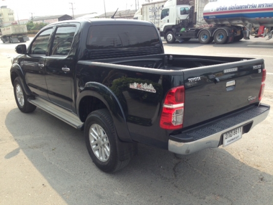 2013 TOYOTA, HILUX VIGO 2.5 E 4 ประตู PRERUNNER สีดำ เกียร์ธรรมดา สวยๆ