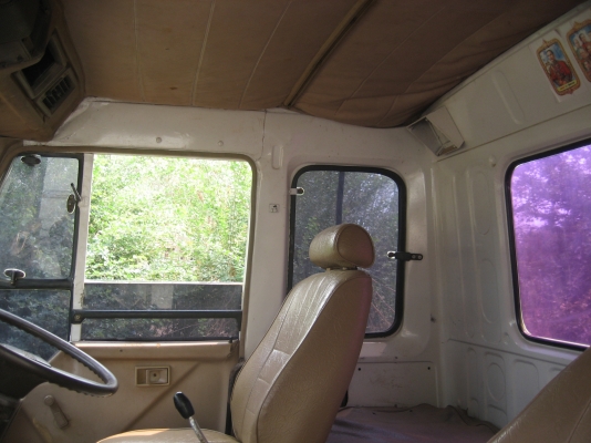 FN  527 M  195แรง  2เพลา  760000 บาท