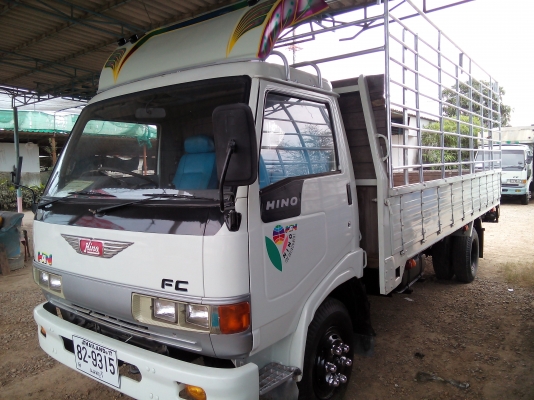 6 ล้อกลาง HINO FC2W. 120 แรงม้า *ยาว5.50 ม.* รถสวยเดิม+สวยจริง *รถห้างแท้* ( เอกสาร พร้อมโอน )