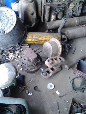 อะไหล่เครื่องจักรกลหนัก