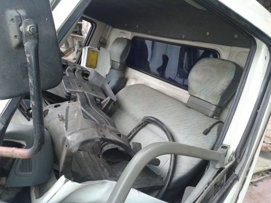 หัว MITSUBISHI CANTER ตามสภาพครับ หัว MITSUBISHI CANTER ตามสภาพครับ