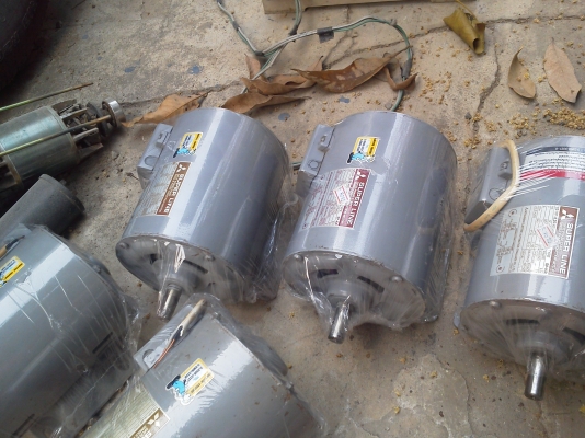 มอเตอร์ mitsubishi สภาพใหม่่มากขนาด 250W.( 1/ 3 แรงม้า) 220 V. สภาพพร้อมใช้ เสียงเงียบ มอเตอร์ mitsubishi สภาพใหม่่มากขนาด 250W.( 1/ 3 แรงม้า) 220 V. สภาพพร้อมใช้ เสียงเงียบ
