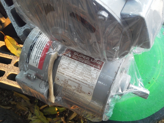 มอเตอร์ mitsubishi สภาพใหม่่มากขนาด 250W.( 1/ 3 แรงม้า) 220 V. สภาพพร้อมใช้ เสียงเงียบ มอเตอร์ mitsubishi สภาพใหม่่มากขนาด 250W.( 1/ 3 แรงม้า) 220 V. สภาพพร้อมใช้ เสียงเงียบ