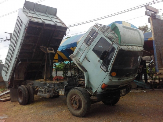 ขายรถ 6 ล้อดัมพ์ใหญ่ ลดราคาเหลือ 780000 ISUZU ROCKY 195 แรงม้านางฟ้าแท้ มี 2 คันราคาคันละ 780000