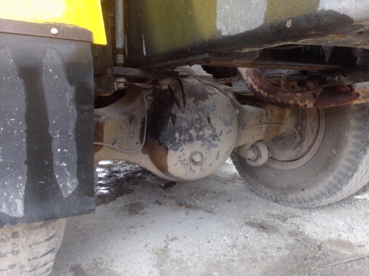 ขายรถ 10 ล้อโม่ปูน HINO FM227 220 แรงม้า ใช้เครื่องปั่นโม่นอก ถังโม่เหล็กหนาของญี่ปุ่น เกียร์ ZF โม่ขนาด 7 คิว 2 คันราคารวม 1250000