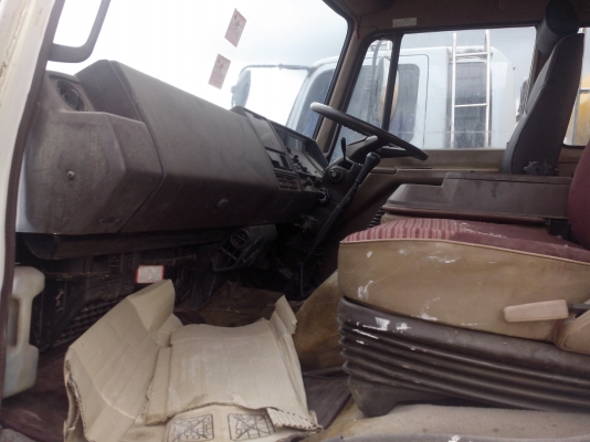 ขายรถ 10 ล้อโม่ปูน HINO FM227 220 แรงม้า ใช้เครื่องปั่นโม่นอก ถังโม่เหล็กหนาของญี่ปุ่น เกียร์ ZF โม่ขนาด 7 คิว 2 คันราคารวม 1250000