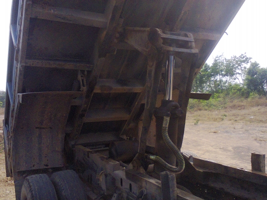 ขายหกล้อดั้มพ์NPR59LU5FM-115 ดั้มพ์สามมิตร แอร์เย็น ขายหกล้อดั้มพ์NPR59LU5FM-115 ดั้มพ์สามมิตร แอร์เย็น