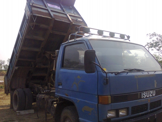 ขายหกล้อดั้มพ์NPR59LU5FM-115 ดั้มพ์สามมิตร แอร์เย็น ขายหกล้อดั้มพ์NPR59LU5FM-115 ดั้มพ์สามมิตร แอร์เย็น