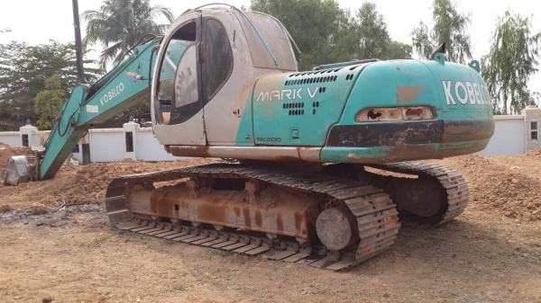 ขายด่วนแบคโฮ200KOBELCO MVสภาพพร้อมใช้ไฟฟ้าเต็มเอกสารใบซื้อขายโทร0843923995