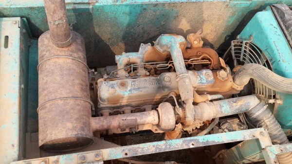 ขายด่วนแบคโฮ200KOBELCO MVสภาพพร้อมใช้ไฟฟ้าเต็มเอกสารใบซื้อขายโทร0843923995