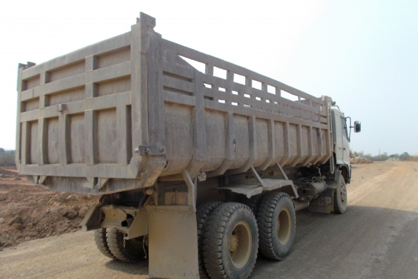 ขายด่วนรถสิบล้อดรั้มMAGAFM2Pเครือง320แรงม้าไฮท็อกปี52