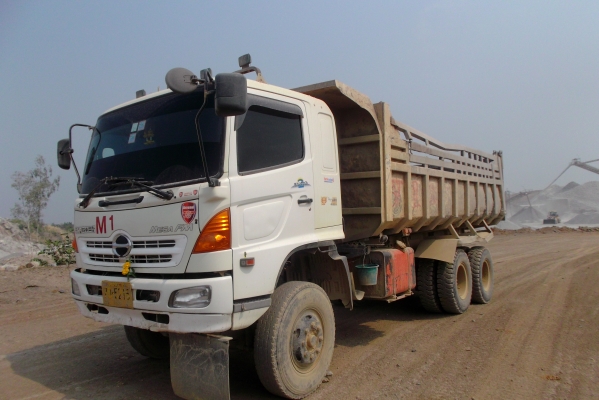 ขายด่วนรถสิบล้อดรั้มMAGAFM2Pเครือง320แรงม้าไฮท็อกปี52