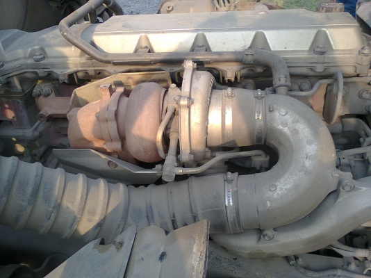 ฮีโน่แม็กก้า FG