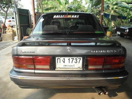 ขาย Galant วิ่งดีมาก พร้อมใช้งาน ช่วงล่างดี ติดแก๊ส LPG โลละบาท กว่า เครื่องเสียงพร้อมแม็คขอบ 17&quot;สวยใหม่ ยางใหม่ เปลี่ยน มาไม่นาน 30000 กว่าบาท ครับ