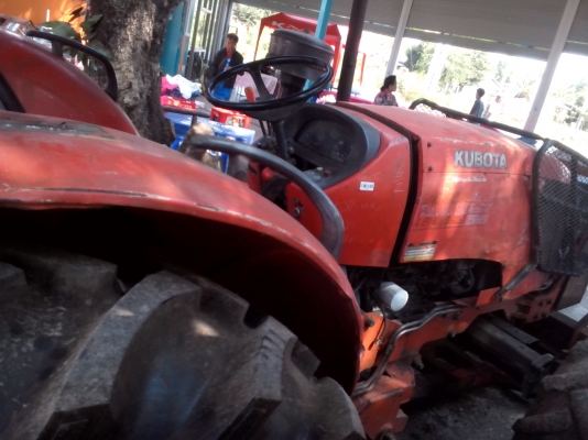 m8540 สภาพดี เครืองดีเกียรดี ระบบไฮโดรลิคดียกหางได้ปกติขายกันไวๆถูก