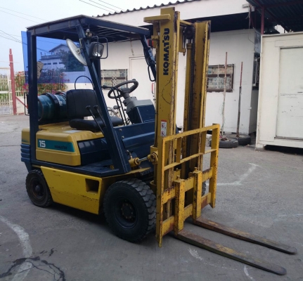 รถยกน้ำมันเบนซิน ขนาด 1.5 ตัน เสาสูง 3 เมตร Komatsu FG15-15