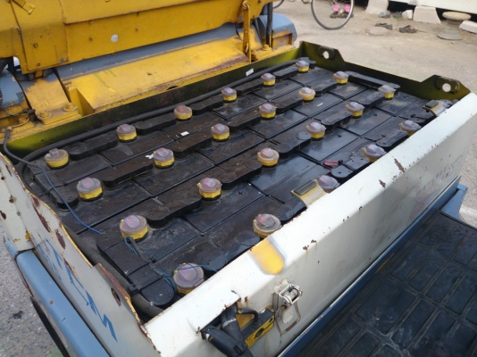 รถยกไฟฟ้านั่งขับขนาด 1.5 ตัน เสาสูง 3 เมตร TCM FB15H5