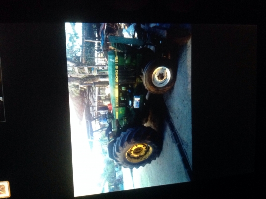 ขายรถไถ John Deere ตามรูป  รถสวยพร้อมใช้งาน  เครื่องดี ไม่โทรมครับ