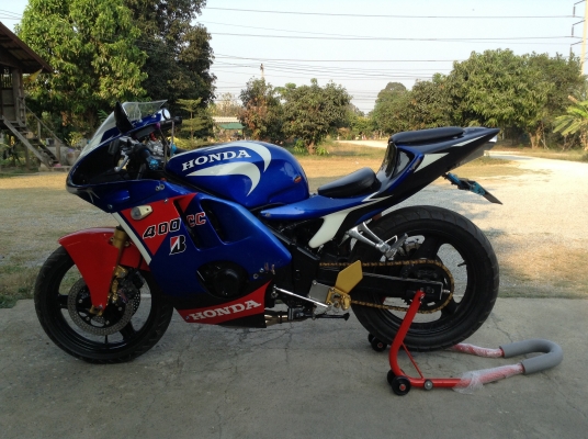 ธารนนทบุรี//ขาย honda cb1 ทะเบียนแท้ ราคาเท่าอินวอยท์ครับ ราคา65,000บาท