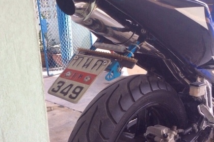 ธารนนทบุรี//ขาย honda cb1 ทะเบียนแท้ ราคาเท่าอินวอยท์ครับ ราคา65,000บาท