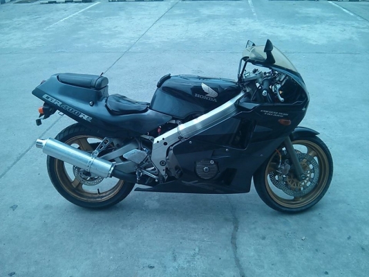 CBR 400 ปี89 ทะเบียนแท้พร้อมโอนขนส่ง 100\% แฟริ้งเดิมๆไม่มีแตกหัก เดิมทุกอย่าง