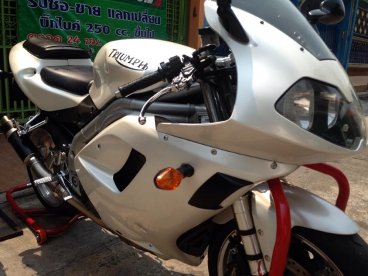 ต้ำพระราม2ขาย TRIUMPH DAYTONA 955Iปี04 สภาพสวยกริประบบไฟใช้ได้ครบ ต้ำพระราม2ขาย TRIUMPH DAYTONA 955Iปี04 สภาพสวยกริประบบไฟใช้ได้ครบ
