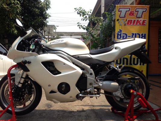 ต้ำพระราม2ขาย TRIUMPH DAYTONA 955Iปี04 สภาพสวยกริประบบไฟใช้ได้ครบ ต้ำพระราม2ขาย TRIUMPH DAYTONA 955Iปี04 สภาพสวยกริประบบไฟใช้ได้ครบ
