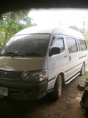 รุรถตู้หัวจรวด