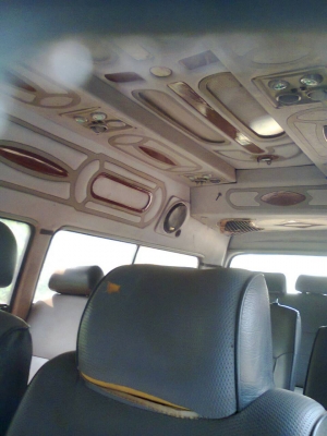 รุรถตู้หัวจรวด