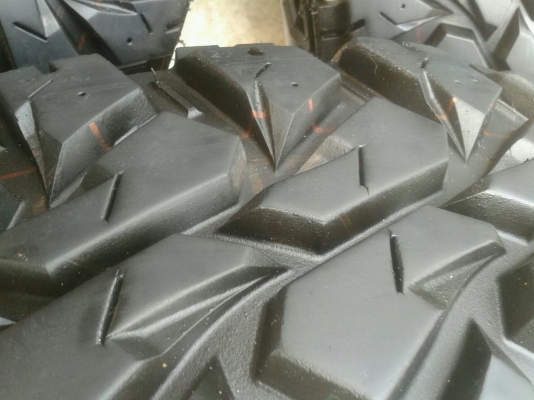 ขาย Mud MAXXIS BIGHRON 764 Size 245 75 ปี 13 สวยๆ