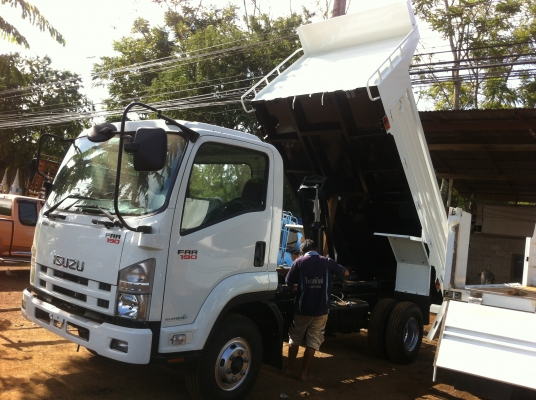 รับต่อเทเลอร์ กระบะดำรถบรรทุก  และซ่อมบำรุงกระบะเก่า (ทุกชนิด) 081-9666645/089-7188336