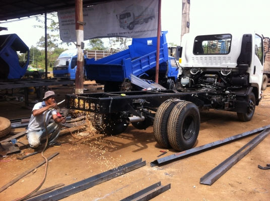 รับต่อเทเลอร์ กระบะดำรถบรรทุก  และซ่อมบำรุงกระบะเก่า (ทุกชนิด) 081-9666645/089-7188336