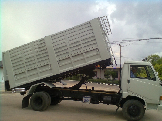 รับต่อเทเลอร์ กระบะดำรถบรรทุก  และซ่อมบำรุงกระบะเก่า (ทุกชนิด) 081-9666645/089-7188336