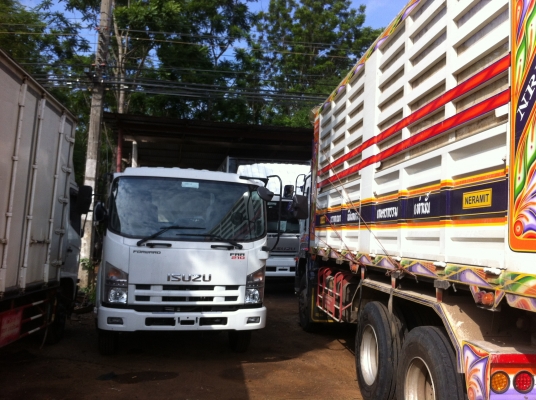 รับต่อเทเลอร์ กระบะดำรถบรรทุก  และซ่อมบำรุงกระบะเก่า (ทุกชนิด) 081-9666645/089-7188336