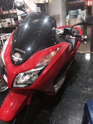 ขาย Forza 300  รถออกศูนย์ได้ 3 เืดือน จ้า