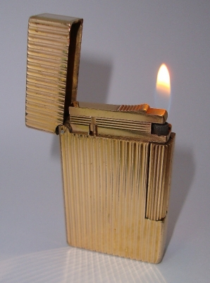 ไฟแช็ก DUPONT ของแท้ สีทอง ตัวยาว