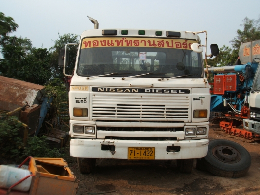 ขายหัวลากสิบล้อนิสสัน เครื่องยนต์เดิม PE220 แรงม้า