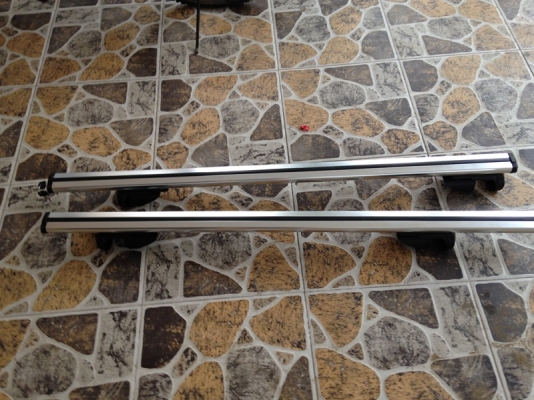 ขาจับแร็ค(Rack)  ของใหม่ไม่เคยใช้ 1,000(มีระบบกุญแจล็อคกันหาย)