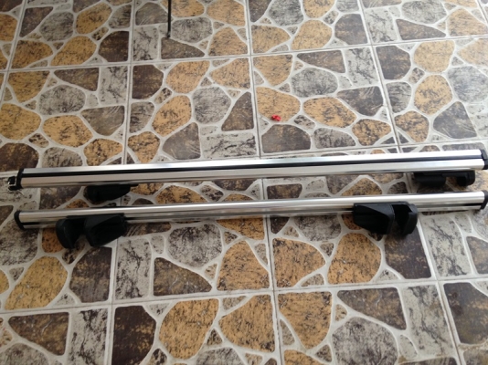 ขาจับแร็ค(Rack)  ของใหม่ไม่เคยใช้ 1,000(มีระบบกุญแจล็อคกันหาย)