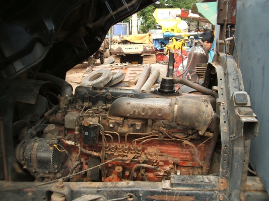 ขายรถบรรทุกสิบล้อ ยี่ห้อ อีซูซุร็อคกี้ 2 เพลา (กำลังจะทำสีหางเทลเลอร์) ขายรถบรรทุกสิบล้อ ยี่ห้อ อีซูซุร็อคกี้ 2 เพลา (กำลังจะทำสีหางเทลเลอร์)