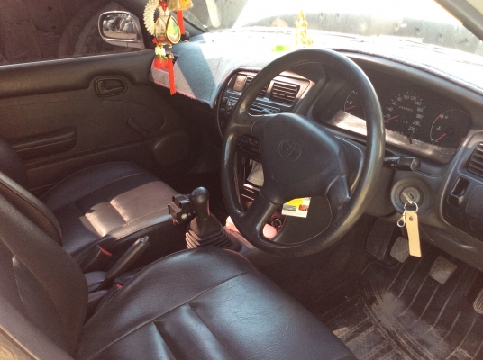 ขายรถเก๋ง TOYOTA ติดแก็สคับราคาคุยเจ้าของโดยตรงเลยคับ