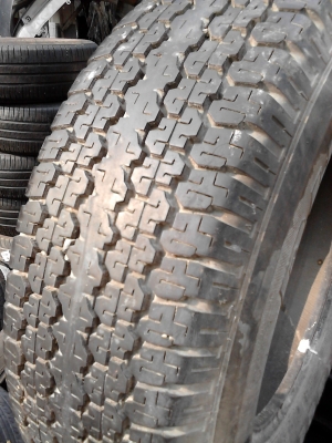 245/70R16  BRIDGESTONE DUELER H/T 689 มี 1 เส้น TEL.081-427-3941