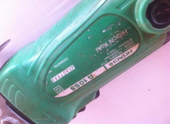 เครื่องเจียร์ HITACHI รุ่น G 10 SS ขนาด 4 นิ้ว 580 วัตต์ เครื่องเจียร์ HITACHI รุ่น G 10 SS ขนาด 4 นิ้ว 580 วัตต์