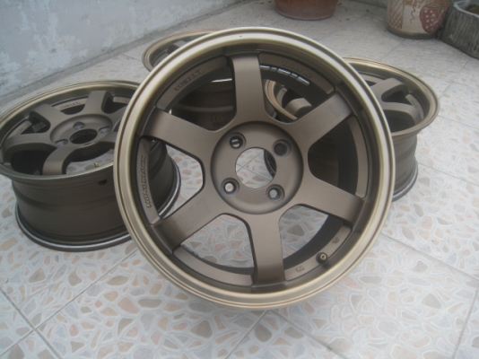 ขายล้อแม็กมือ2 te37sl 15"x7" et38 4 รู 100 ก้านยิงทรายสีน้ำตาลไหม้ ขอบชา สีเดิม มีรอยนิดหน่อย ไม่มีเบียด ไม่คด ไม่ดุ้ง  สนใจติดต่อเล็กคลองสามครับ (081-3747940)